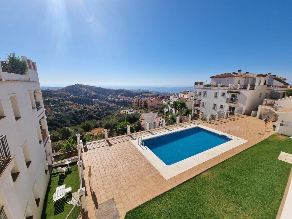 Elegant Apartment With Fantastic Views At The Top Of Calahonda Sitio de Calahonda Eksteriør bilde