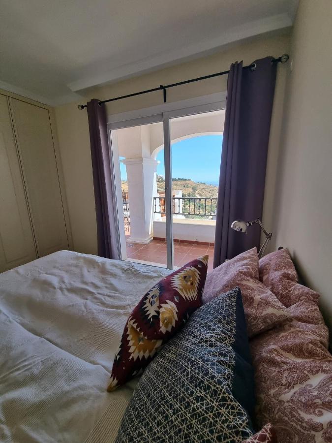 Elegant Apartment With Fantastic Views At The Top Of Calahonda Sitio de Calahonda Eksteriør bilde
