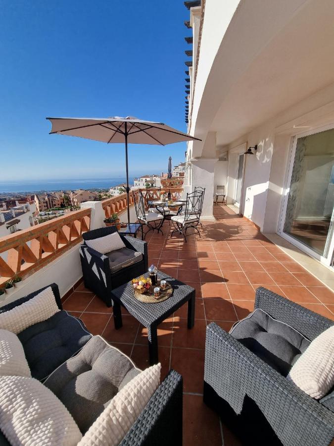Elegant Apartment With Fantastic Views At The Top Of Calahonda Sitio de Calahonda Eksteriør bilde