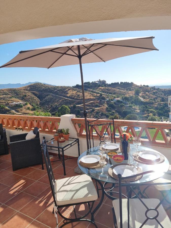 Elegant Apartment With Fantastic Views At The Top Of Calahonda Sitio de Calahonda Eksteriør bilde